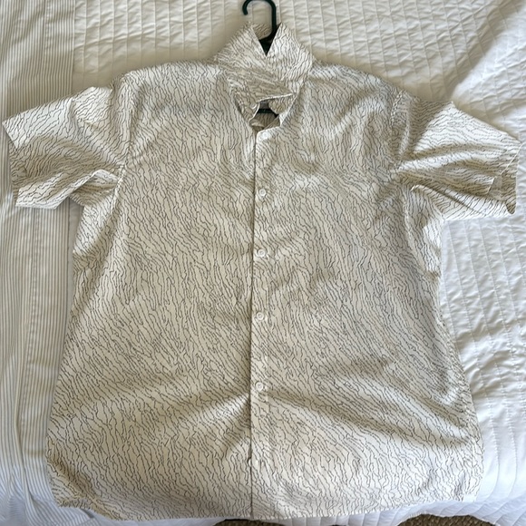lululemon athletica Other - Lululemon XL men’s like new short sleeve button up